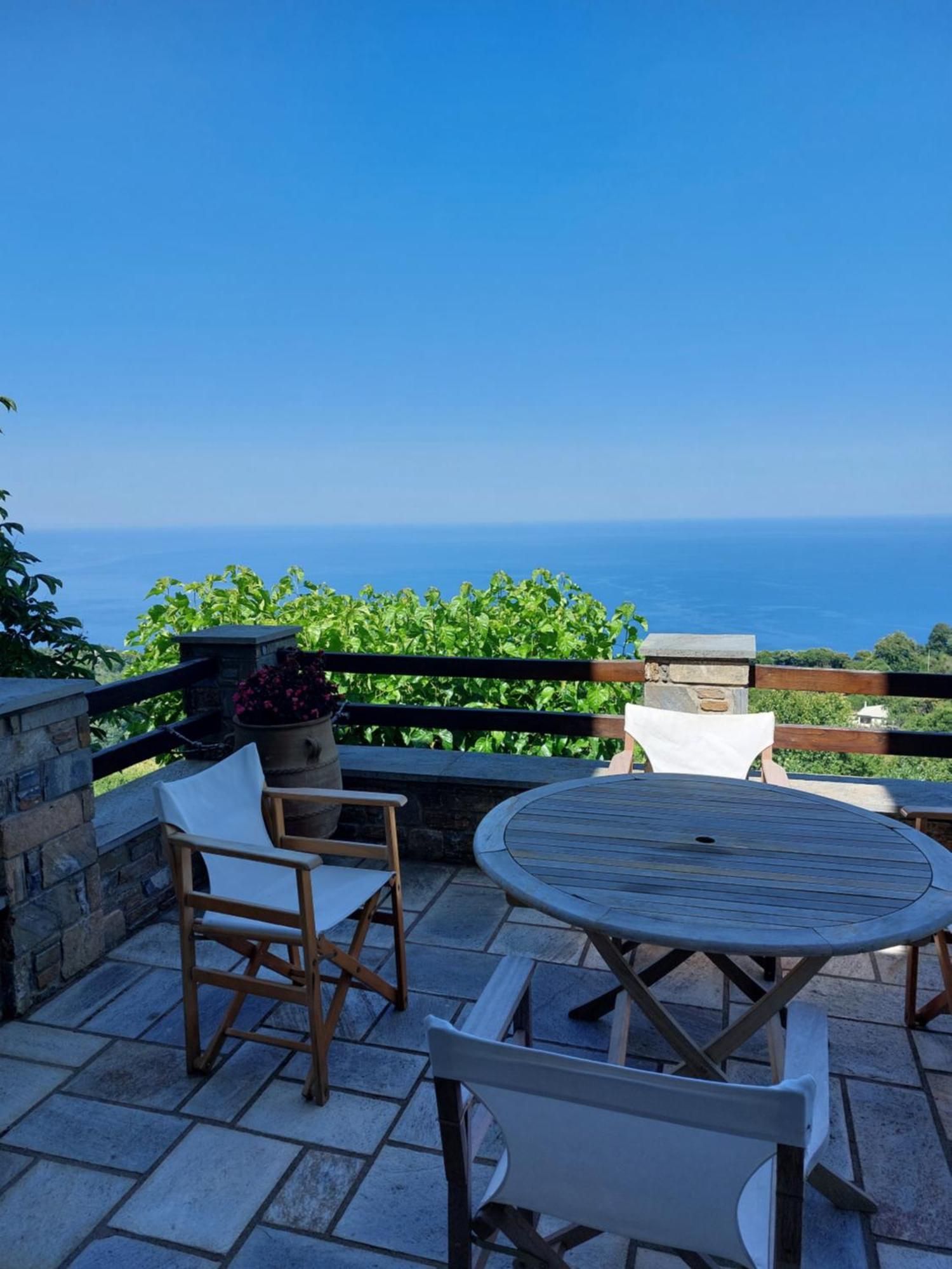 Θαλλώ Luxurious Villa Tsagkarada Kamer foto